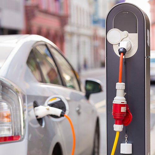 Aangepaste Europese wetgeving leidt tot meer ‘valse hybride’ wagens cover